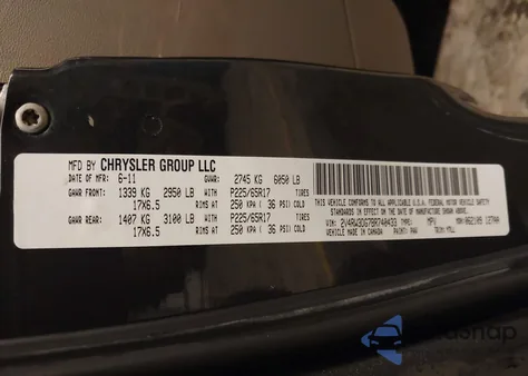 2011 Volkswagen Routan Se z USA, uszkodzony, nr VIN 2V4RW3DG7BR740433